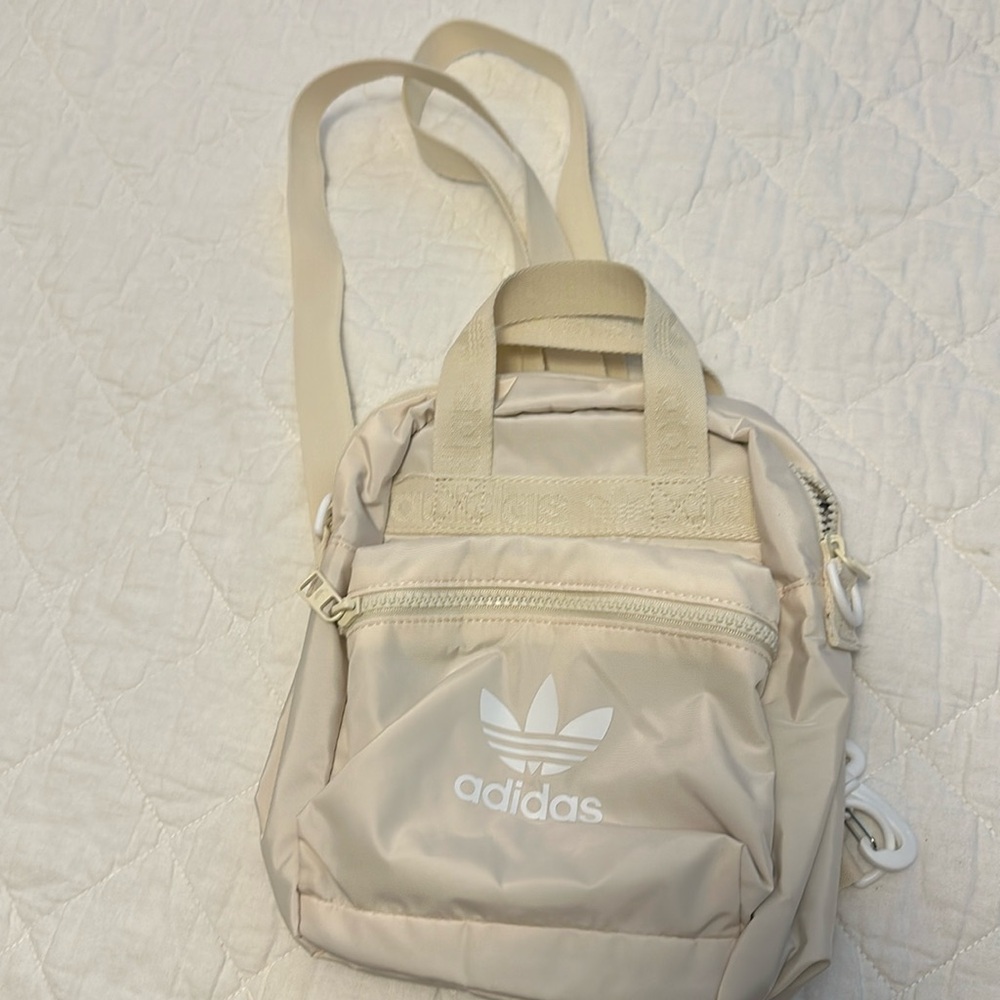 ADIDAS MINI BACKPACK NEW